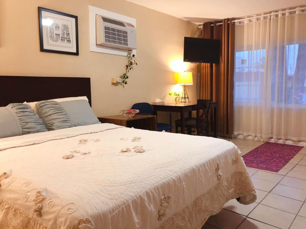 Royal Inn And Suites Hemet Zewnętrze zdjęcie