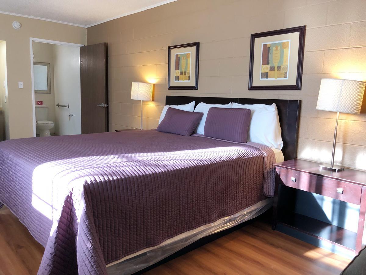 Royal Inn And Suites Hemet Zewnętrze zdjęcie