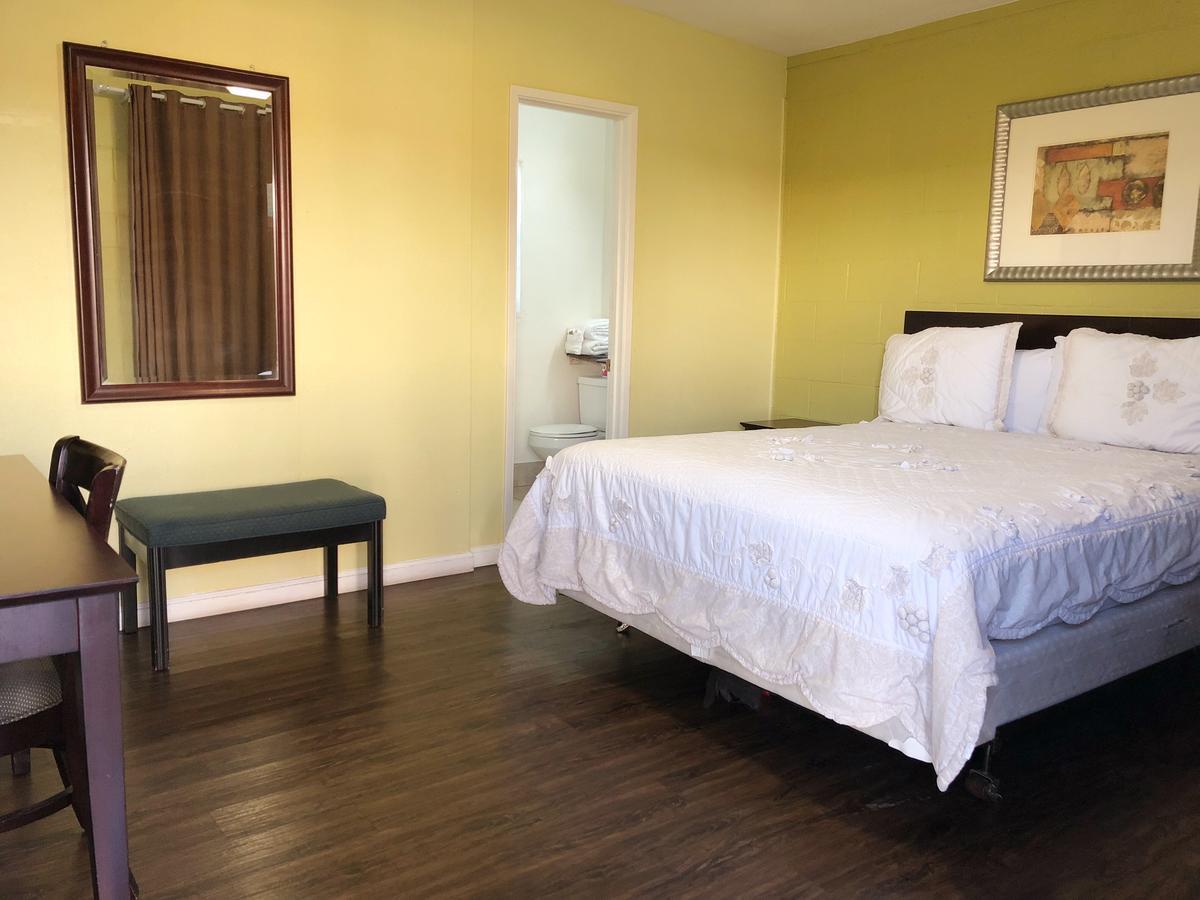 Royal Inn And Suites Hemet Zewnętrze zdjęcie