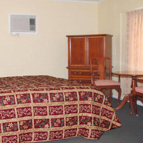 Royal Inn And Suites Hemet Pokój zdjęcie